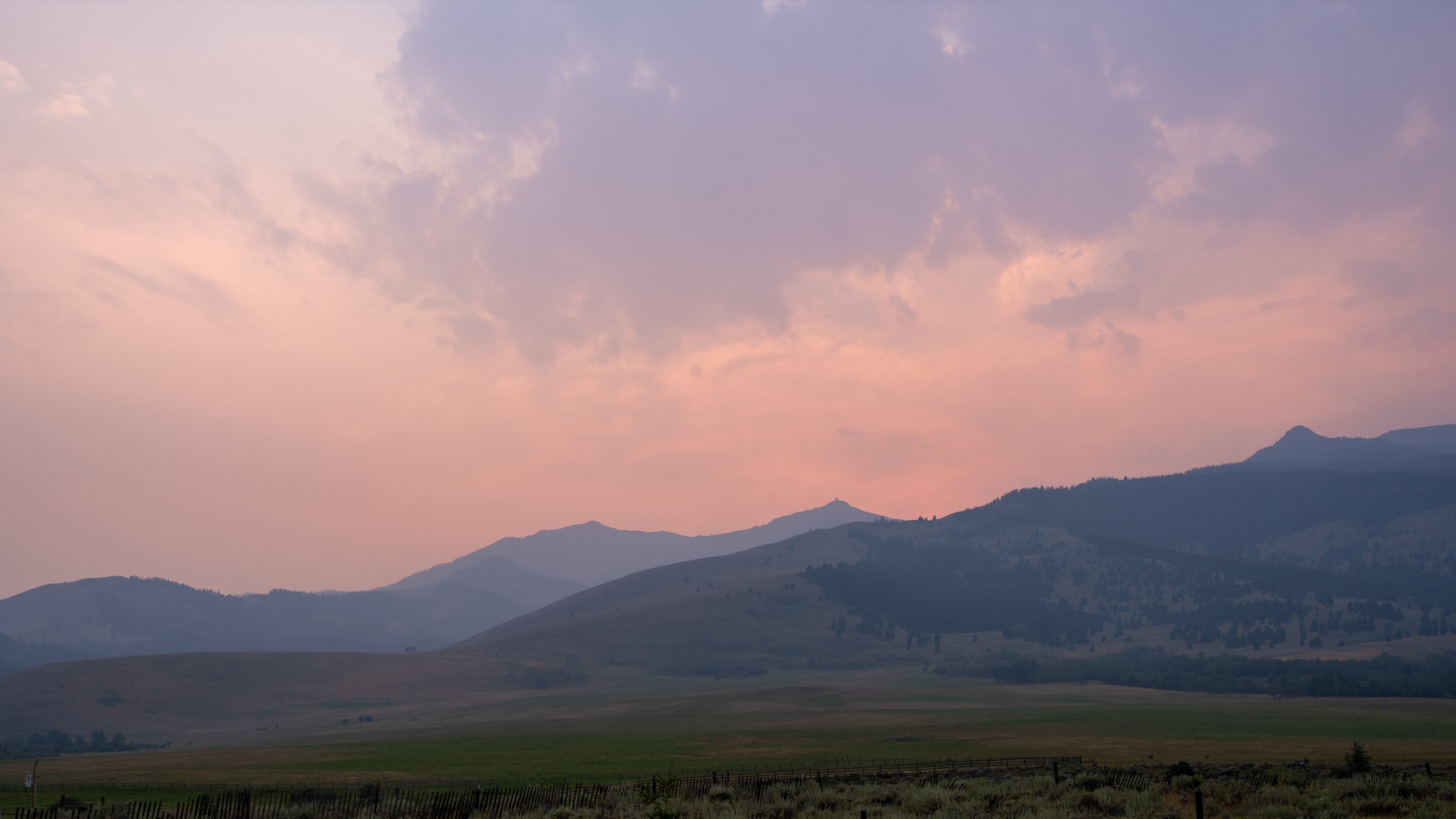 Evening light over Paradise Valley, photographed by Greg Laird